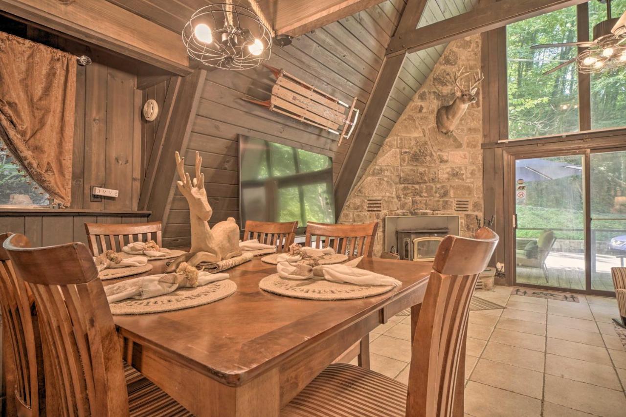 Snuggle Inn In The Heart Of Chalet Village! جاتلينبرج المظهر الخارجي الصورة
